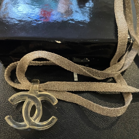 Chanel 02P Lucite CC Necklace - Picture 2 of 4